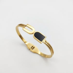 Luxurious Design Bracelet For Women - U Shape Black & Gold