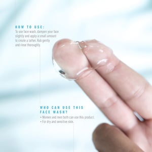 Skin Cafe Hydrating Hyaluronic Acid Face Wash with Seaweed Extract 140ml