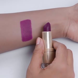 Guerniss Rouge Allure Velvet Matte Lipstick 3.5g - GS026