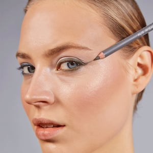 ALIX AVIEN Eyeliner Pencil - Dark Blue