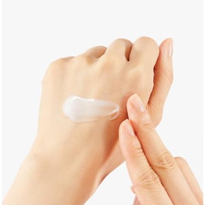 COSRX Advanced Snail 92 All in One Cream Jar 100g  •