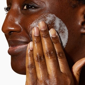 CeraVe SA Smoothing Cleanser For Dry, Rough, Bumpy Skin 236ml •