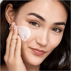 Olay Regenerist Hydrate Firm Renew Day Cream 15ml