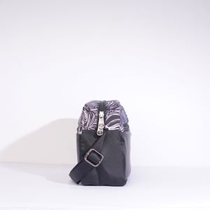 Stripelnc Ladies Crossbody Bag - Black & White Leaf
