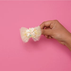 Baby Star With Bow Tie Hair Clip 1pc - Yellow