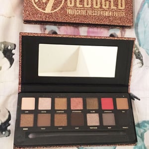 W7 Seduced Provocative Pressed Pigment Palette