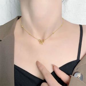 Bow Pendant Necklace