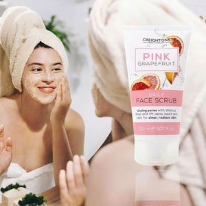 CREIGHTONS Pink Grapefruit Daily Face Scrub 150ml•