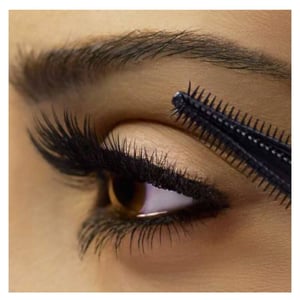 Maybelline Lash Sensational Luscious With Oil Blend Mascara - 07 Very Black / Noir
