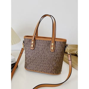 Modern Horizontal Square Shape Ladies Handbag