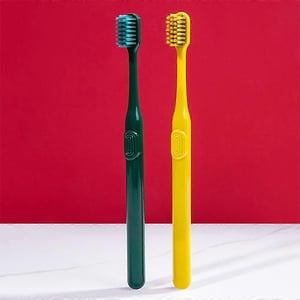 RuHn High Quality Multi-Color 4pcs Toothbrush Set •