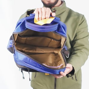 Stripelnc Exclusive & Premium Quality School Bag