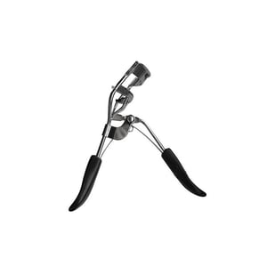 P&W Eyelash Curler - Black