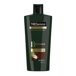 Tresemme Botanique Nourish & Replenish With Coconut Oil & Aloe Vera Shampoo 700ml •