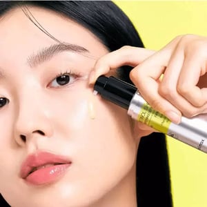 Celimax Retinol Shot Tightening Serum 30ml  •