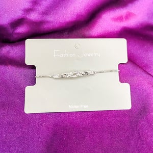 Light luxury Inlaid Bracelet for Women - 010