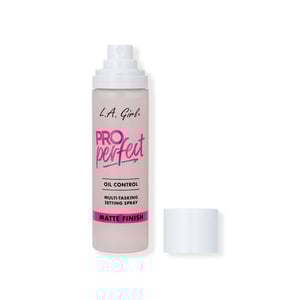 La Girl Pro Perfect Oil Control Multi Tasking Setting Spray 105ml