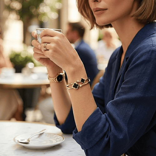 Luxurious Design Bracelet For Women - Black Alhambra Diamond