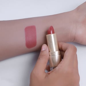 Guerniss Rouge Allure Velvet Matte Lipstick 3.5g - GS036