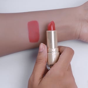 Guerniss Rouge Allure Velvet Matte Lipstick 3.5g - GS030