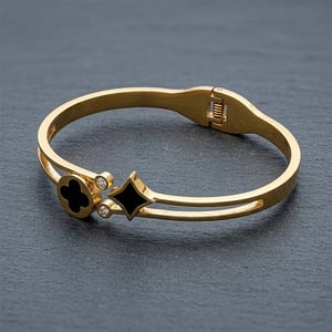Luxurious Design Bracelet For Women - Black Alhambra Diamond