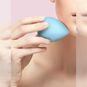 Swiss Beauty Makeup Buddy Beauty Bleander Tear Drop Shape - Baby Blue