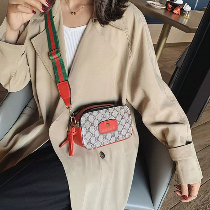 Ladies Trendy Fashionable Sling Bag (1001026)