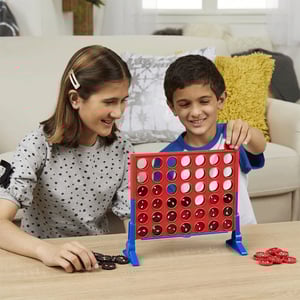 Connect 4 Spiderman Assembling Toy