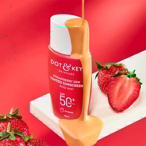 Dot & Key Strawberry Dew Tinted Sunscreen 50ml SPF 50+ PA++++ 03 Sand  •