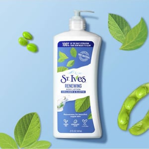St. Ives Skin Renewing Collagen & Elastin Body Lotion 621ml  •