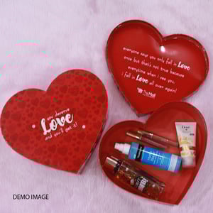 The Mall's Exclusive Heart Shape Gift Box