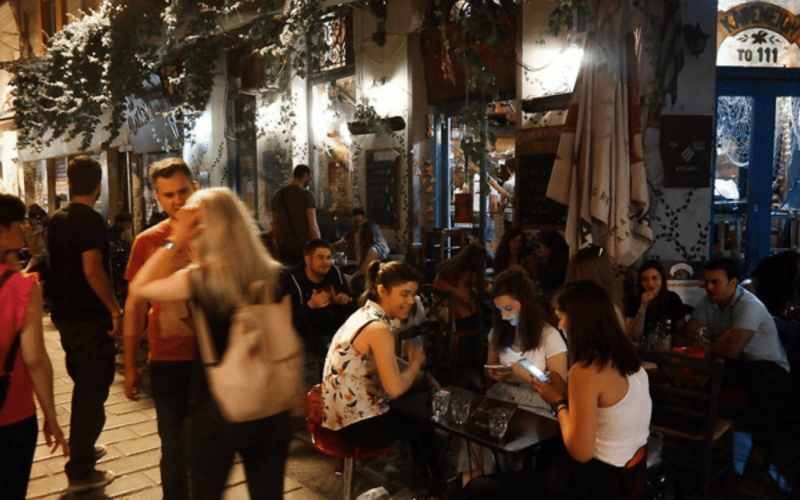KAFENEION 111 - בוזוקיה