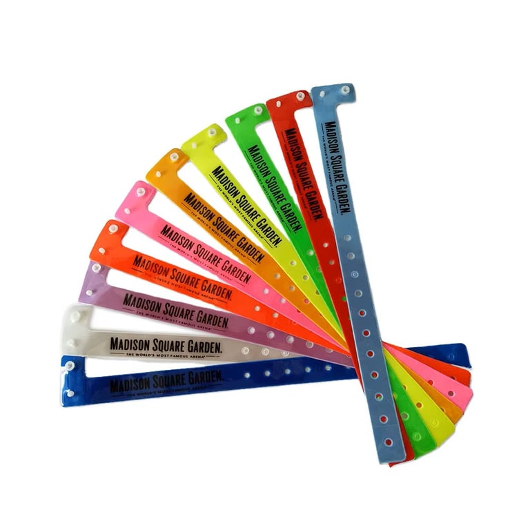 צמידי ויניל לאירועי חוץ