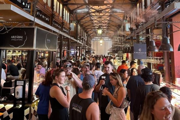 שווקים וטאפסים