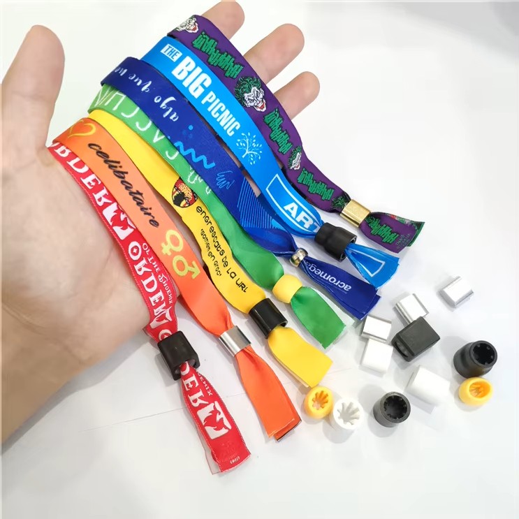 צמידי בד איכותיים