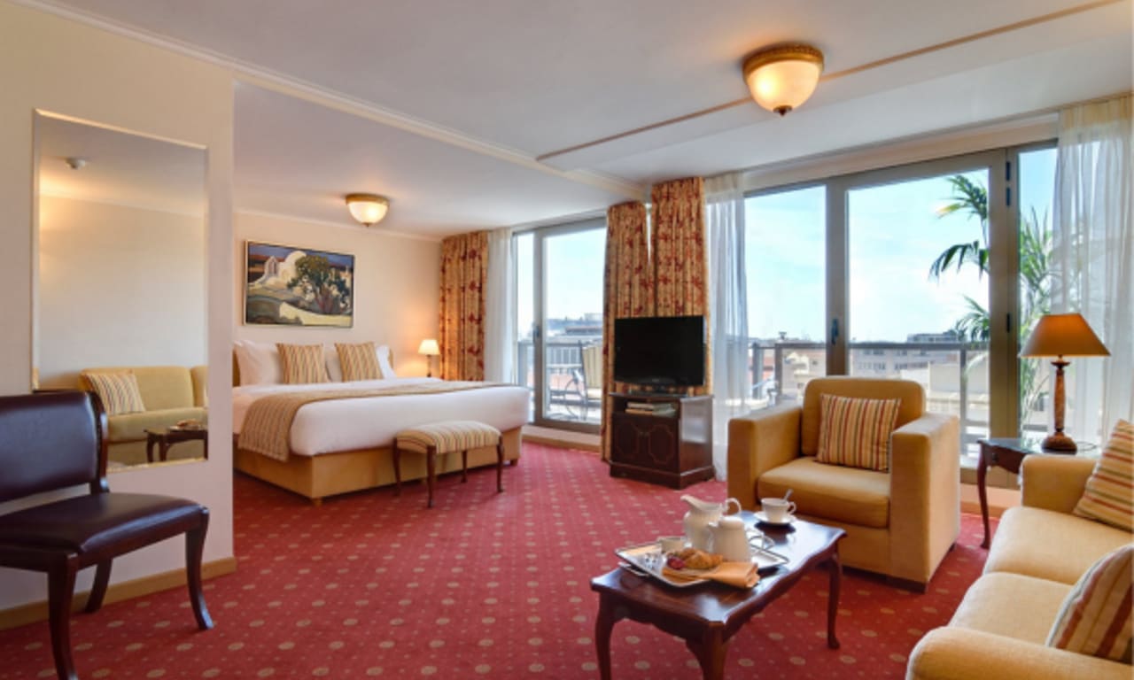 מלון למשפחות - Titania Hotel Athens