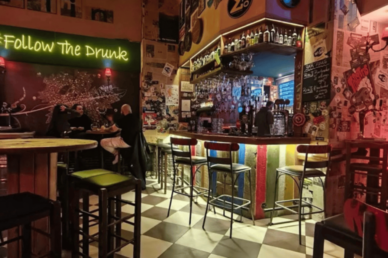 Berlin by 5 drunk men