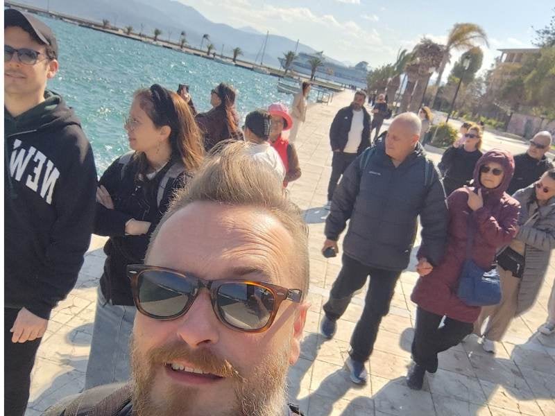 נאפפליו — טעימות גבינות ויין מקומיים