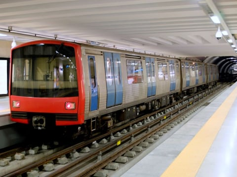 כל מה שצריך לדעת על המטרו במדריד - מעודכן 2026 - מדרידוס