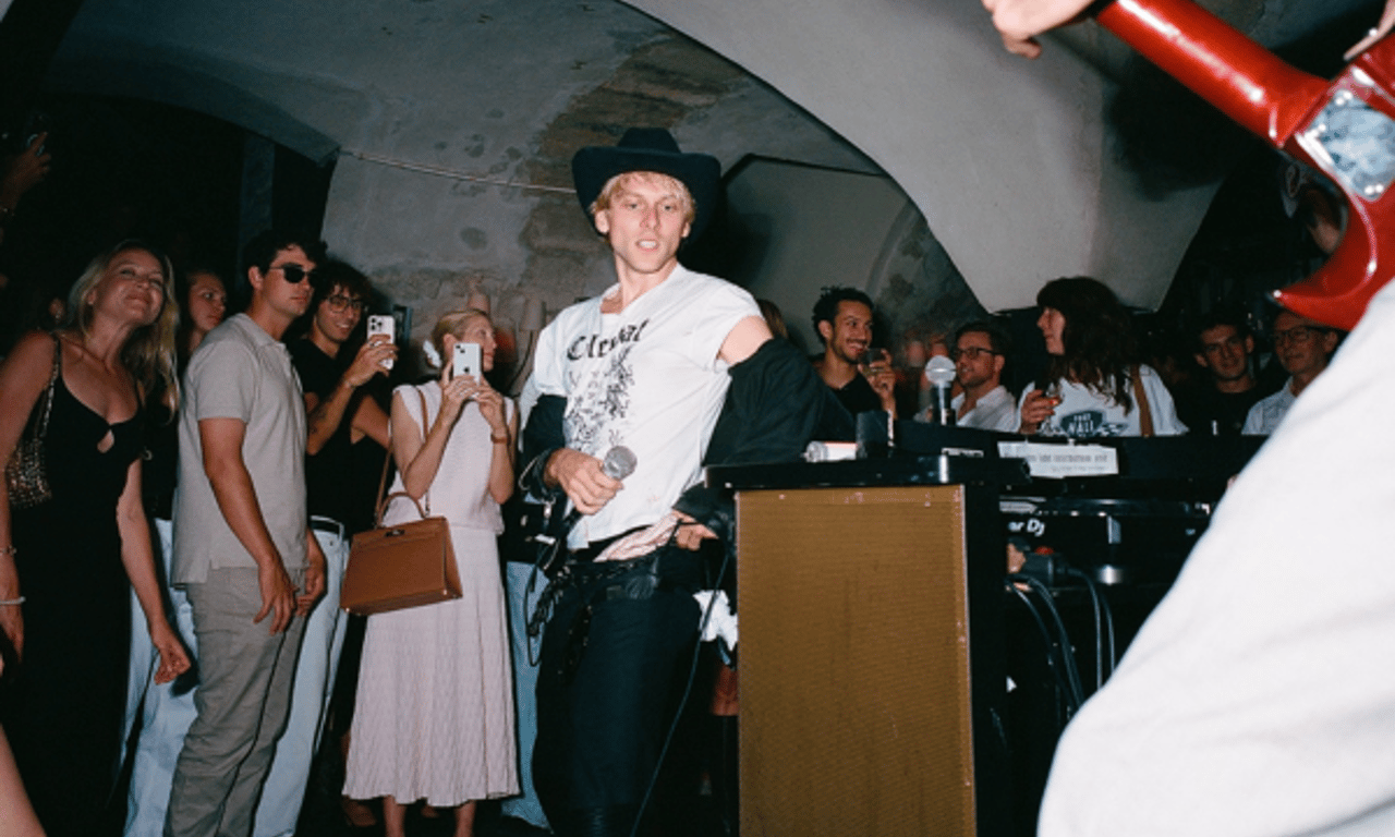 Serpent a Plume