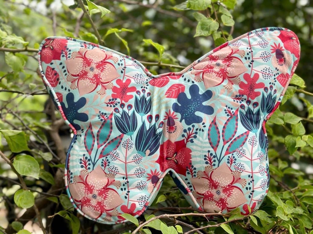 gối Dreamerhouse hình bướm vintage