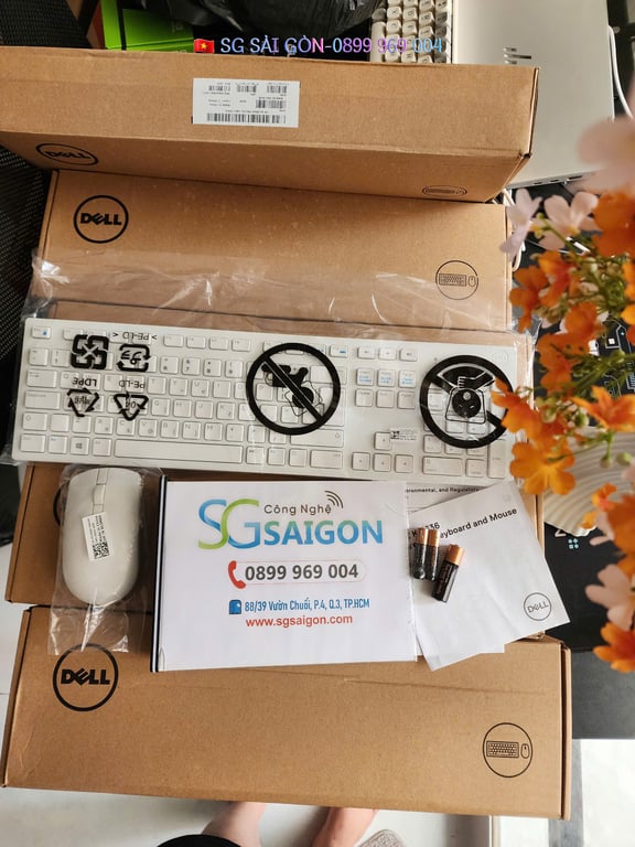 Bộ Bàn Phím Và Chuột Dell Không Dây KM636