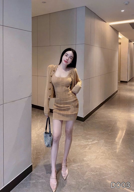 D003- set len body nâu