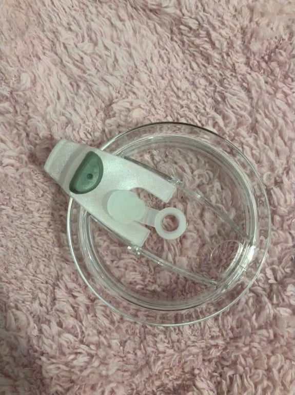 LY CÁCH NHIỆT 600ML HKM NESCAFE