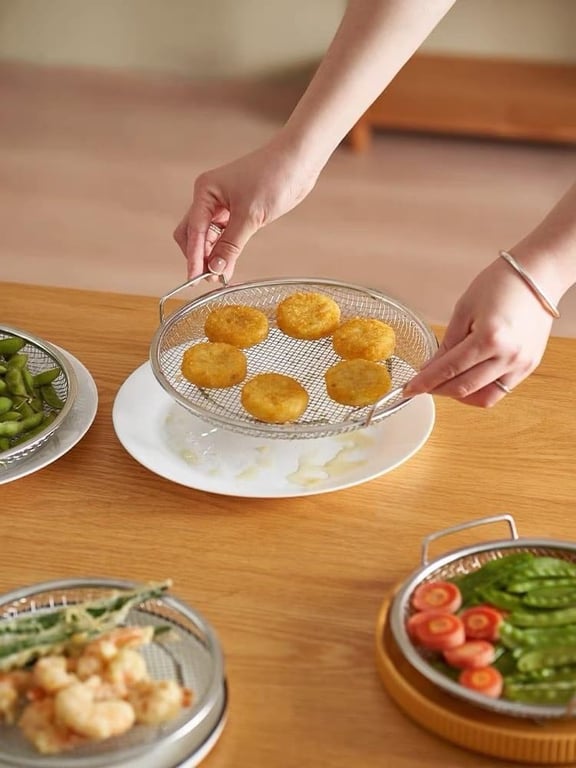 KHAY INOX KÈM VỈ LƯỚI CHẤT LIỆU INOX 304  size 22cm