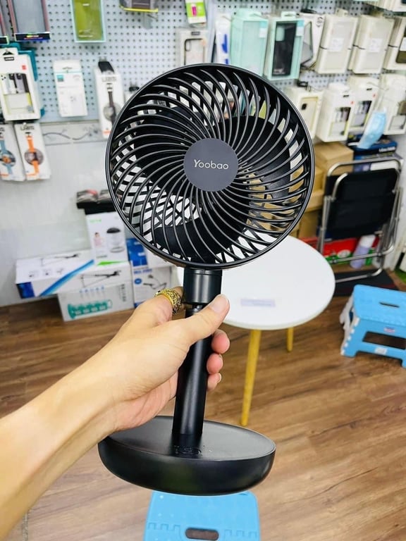 Quạt yoobao 10000mah