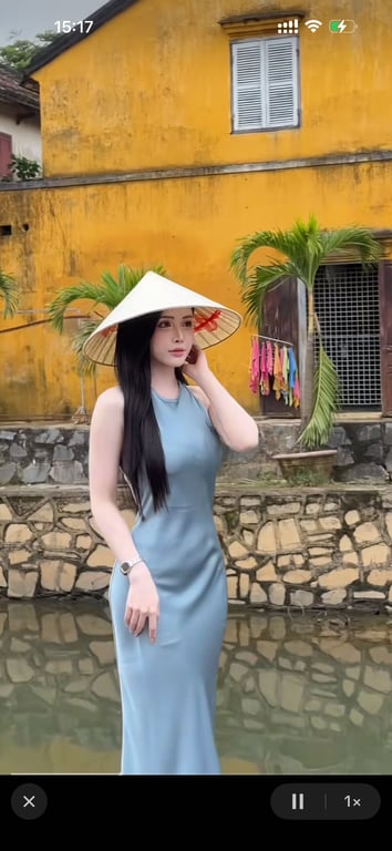 Váy lụa xanh - sz M