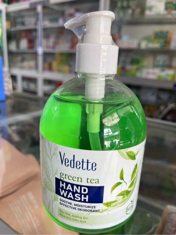 Nước rửa tay vedette trà xanh 500ml