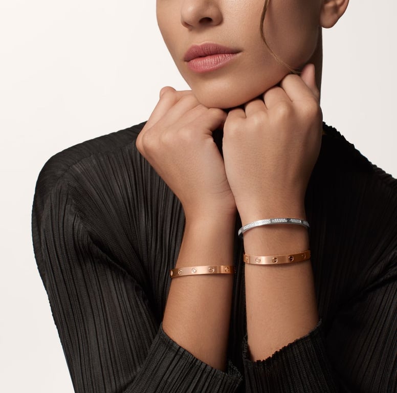 CARTIER LOVE BRACELET, CLASSIC