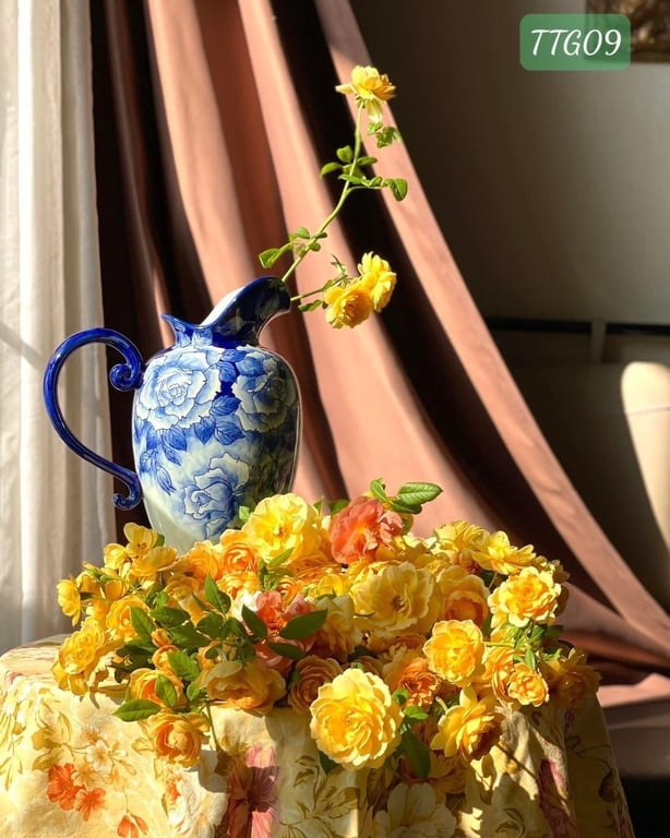 Bình hoa Bát Tràng men lam xanh